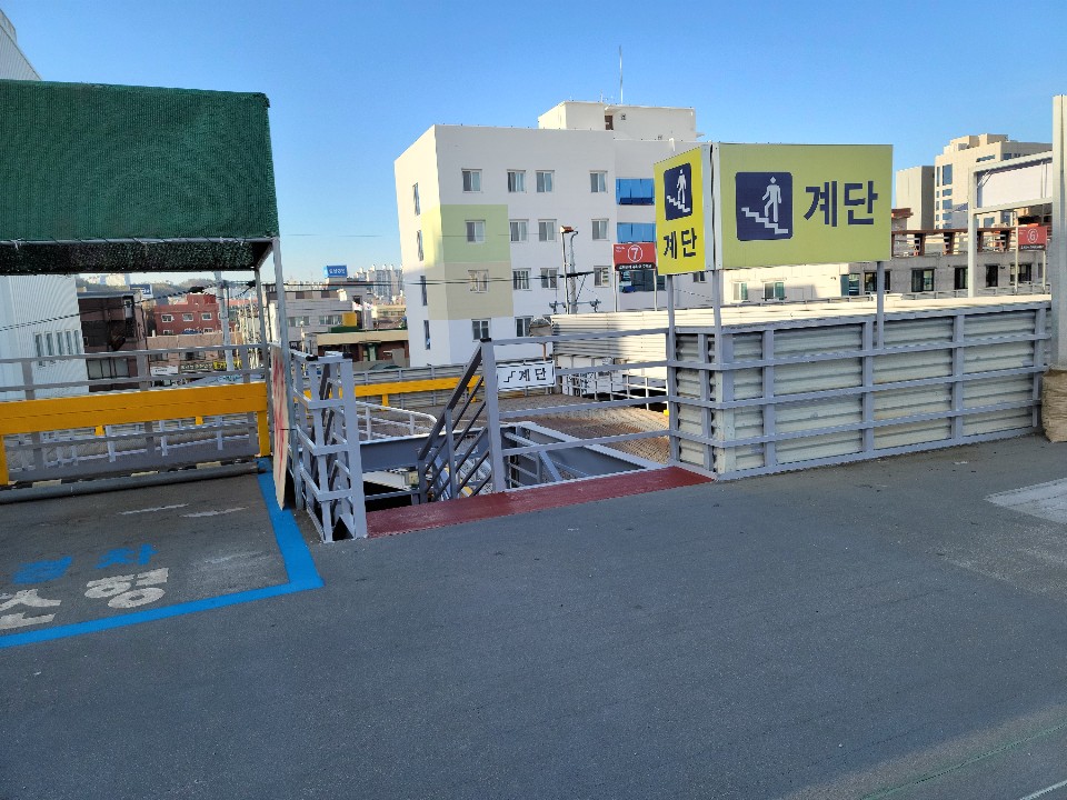 2038599400_TachtpKj_4748577fd9773988514d05f12d7c37f1c28f51cc.jpg 이미지크게보기