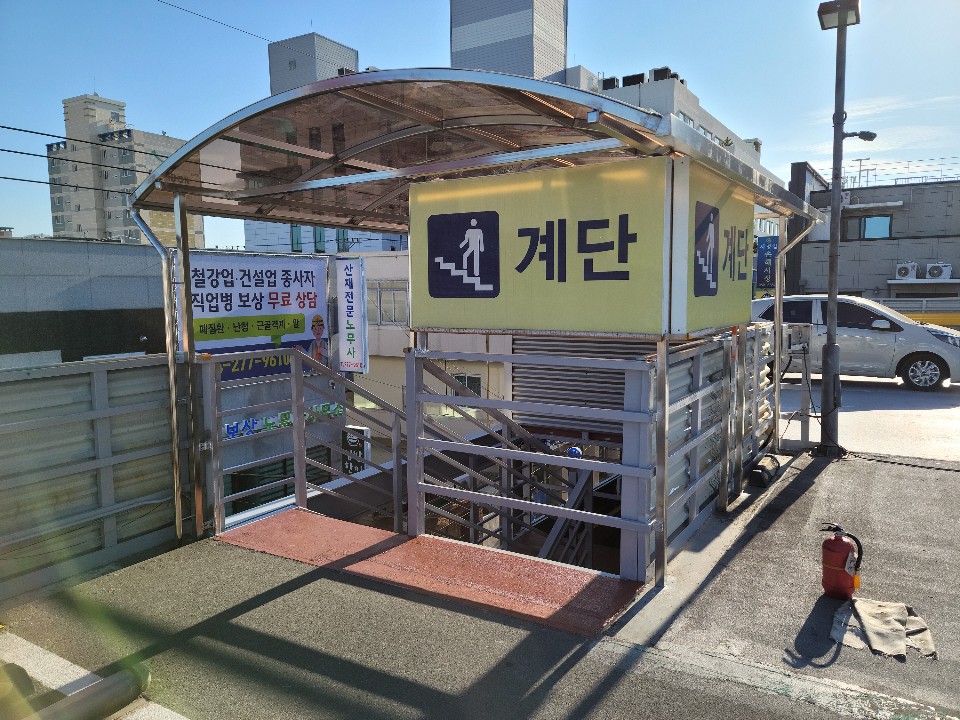 2038599400_cnUWNQyr_1b235853c57459d11fbf651f61c8deddf286b4a3.jpg 이미지크게보기
